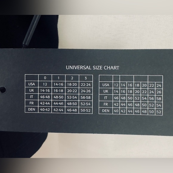 11 Honore Shayla Cropped Tank Top Black attached inner Shelf Bra  Size 1… - Picture 6 of 11